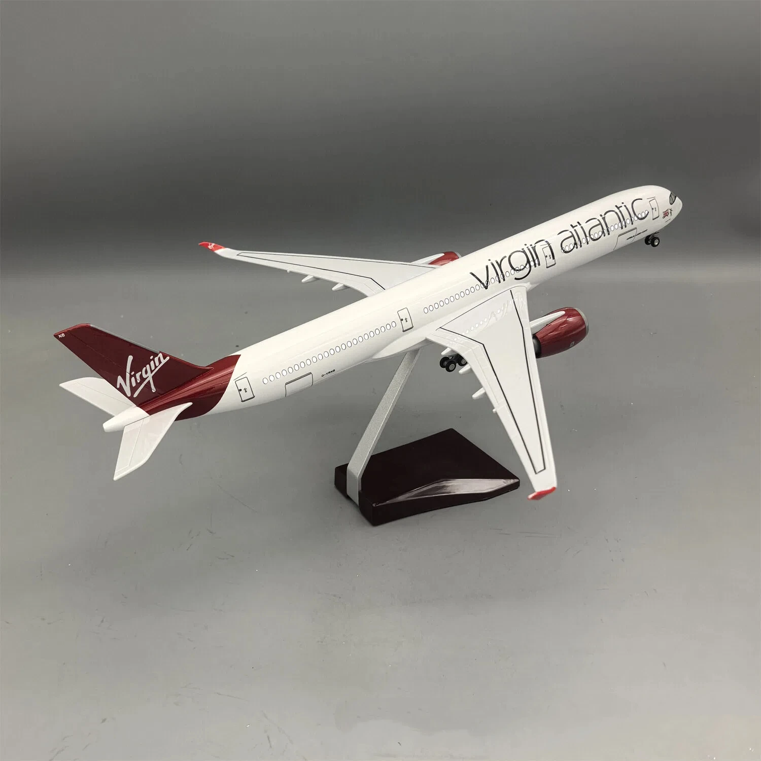 47cm Virgin Atlantic A350-1000 Diecast Resin Airplane Model Kit with Stand for Adult Aviation Gift or Home Decoration Desktop