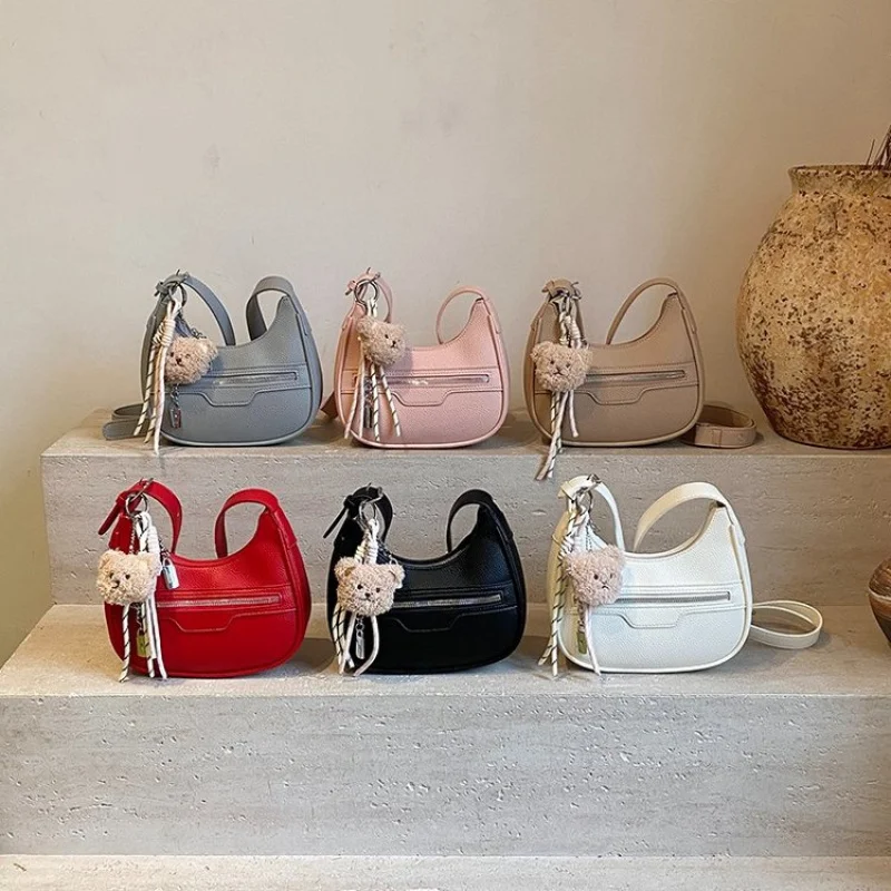 

Classic Designer Crossbody Bag For Women Premium Leather Shoulder Handbag Elegant Ladies Tote Purse Stylish Messenger