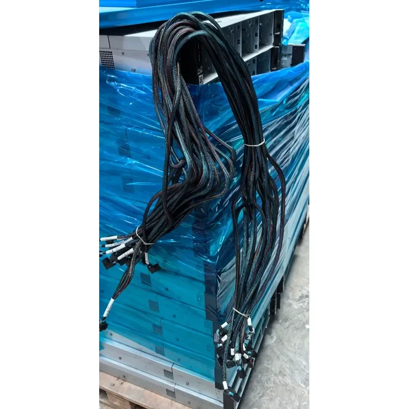 for Server Disassembly SAS Cable 8643 to 8643 One End Straight One End Curved Length 1m