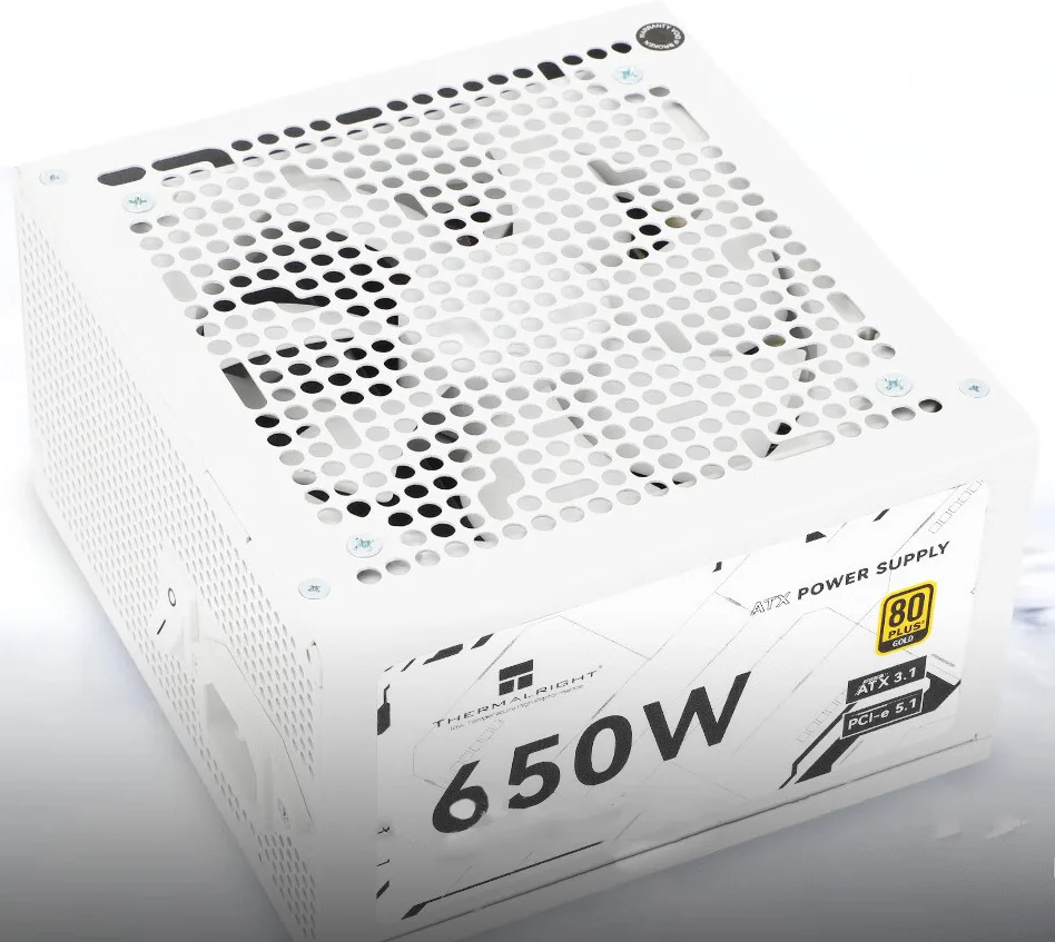 Fuente de Alimentación para PC Thermalright TR-AG650W ATX3.1 Gold Medal, Módulos Completos, Nativa PCIE5.1, 601W-700W, en Stock