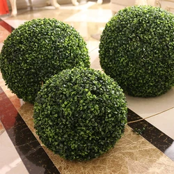 Plastic Versatile Artificial Grass Dome Ball Plants Eco-friendly Indoor Or Outdoor Low Maintenance green 15cm