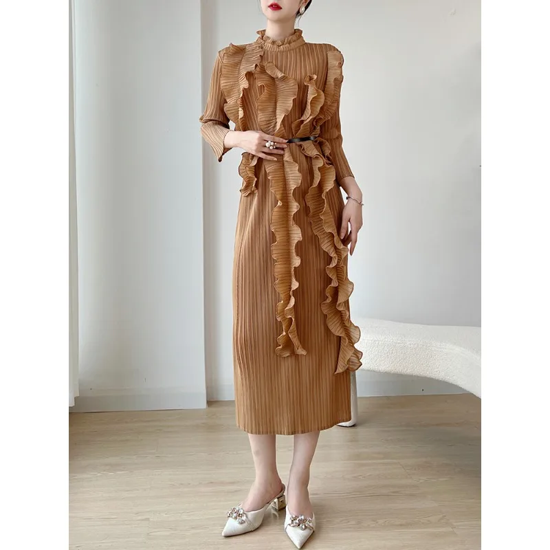 

New Autumn 2024 Pleated Ruffled Maxi Dress with Fashionable High-end Standing Collar Long Sleeves / Waistband Mid Length Dress