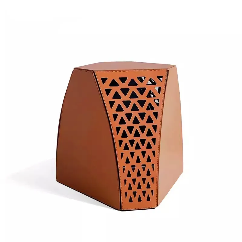 

Personality Lou empty coffee table hard leather saddle stool shoe changing stool sofa small side table