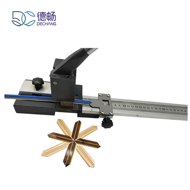 

Dechang Manual Die Cutting Machine Creasing Matrix Cutter