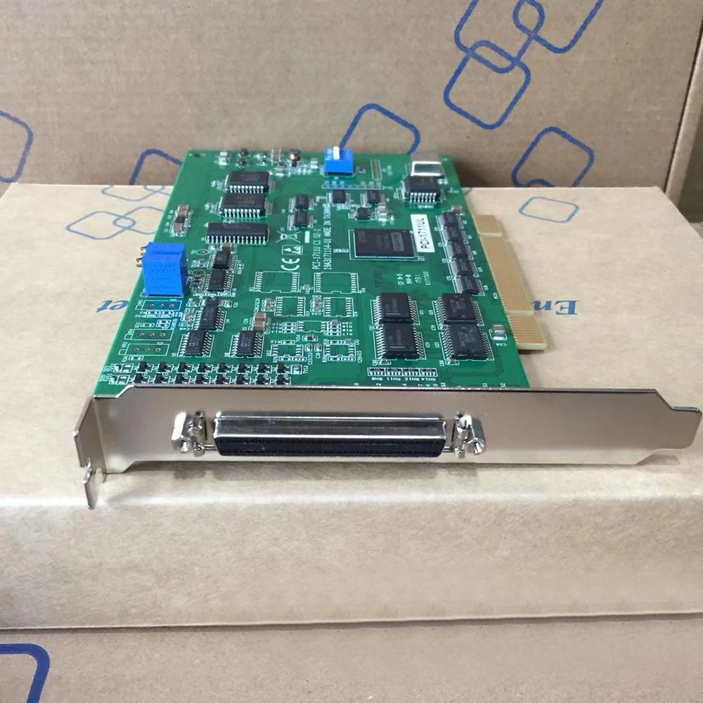 

12 Bit Multi-Function Capture Card Fast Ship Universal Analog Output Free Board PCI-1711UL