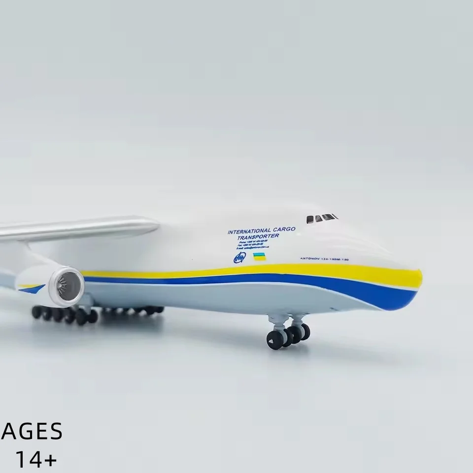 1:400 escala Antonov An-124 aeronave de transporte AN124 modelo de avião de simulação de plástico brinquedo para coleção