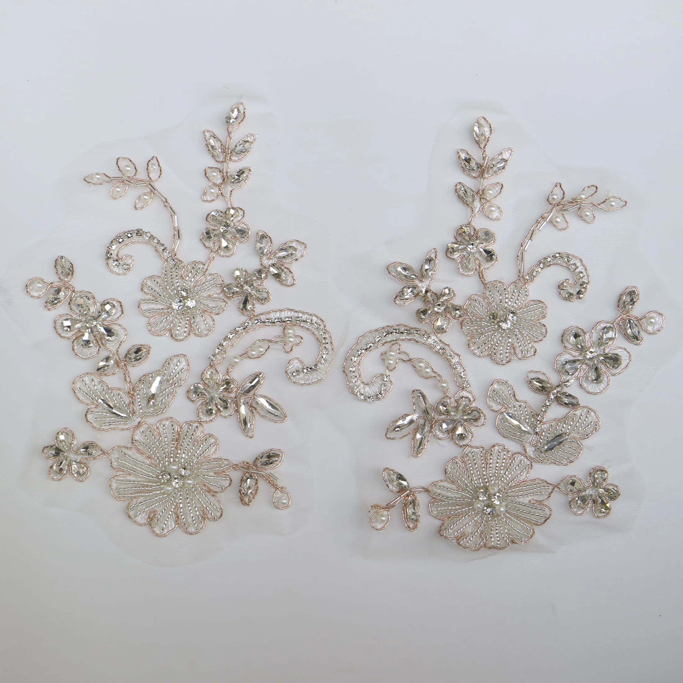 2 Stück/Paar Luxuriöse Glas-Strass-Perlen-Applikationen für Kleidung, DIY-Applikationen zum Aufnähen, Blumenapplikationen für Hochzeitskleider, Stickerei – Detail 18