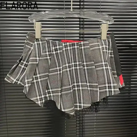 FLARORA फैशन Y2k पैचवर्क प्लेड डिज़ाइन स्कर्ट महिला हाई वेस्ट ज़िप पॉकेट मिनी प्लीटेड स्कर्ट ट्रेंडी महिला स्ट्रीट बॉटम्स 10 best sales मिडी स्कर्ट y2k - №10