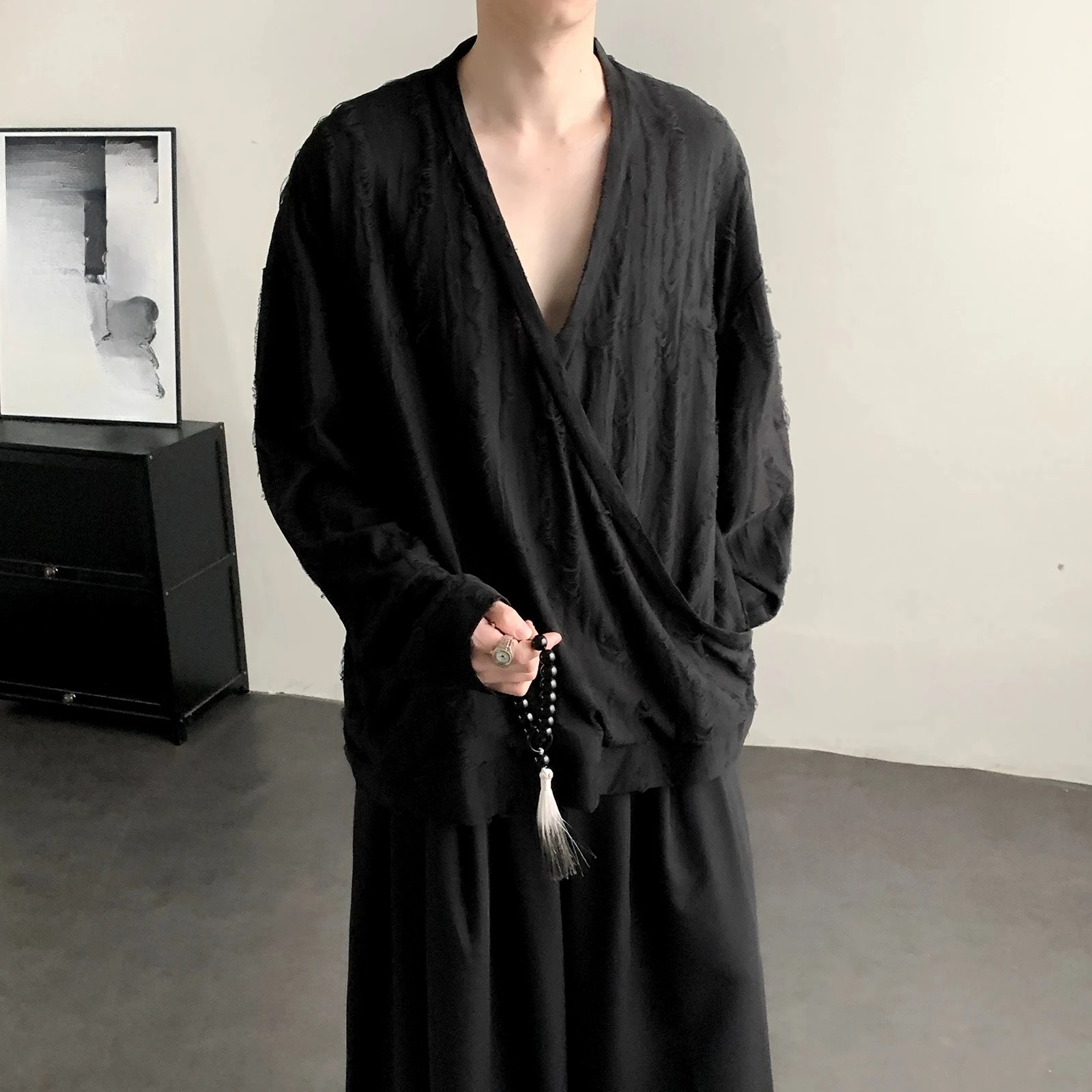 Dark ice silk ripped beggar hollowed out Chinese style niche design big V-neck long-sleeved t-shirt