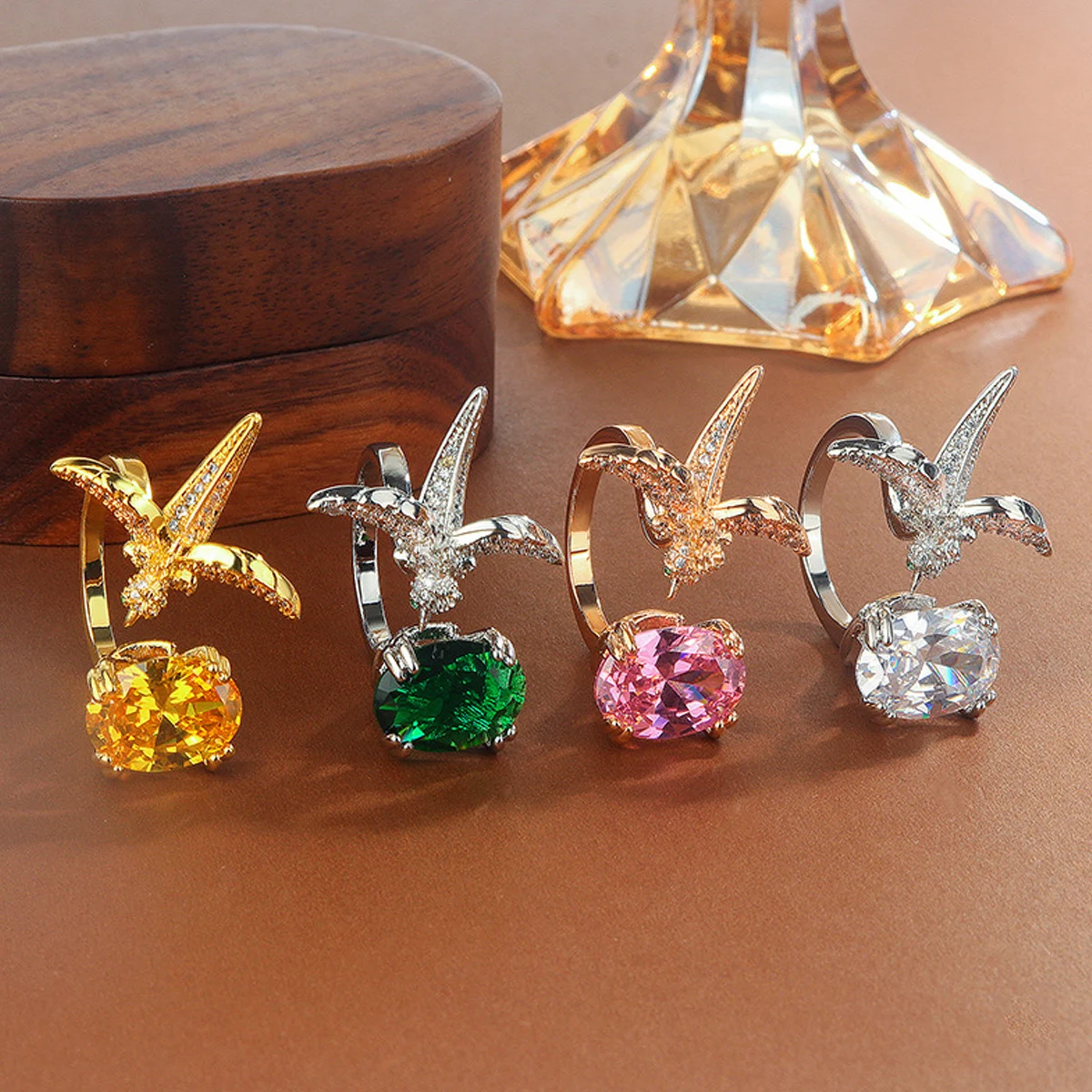 

2025 Luxury and Elegant Diamond Hummingbird Ring High-end Jewelry Colored Gem Open Ring for Women High-end Gift Recommendation
