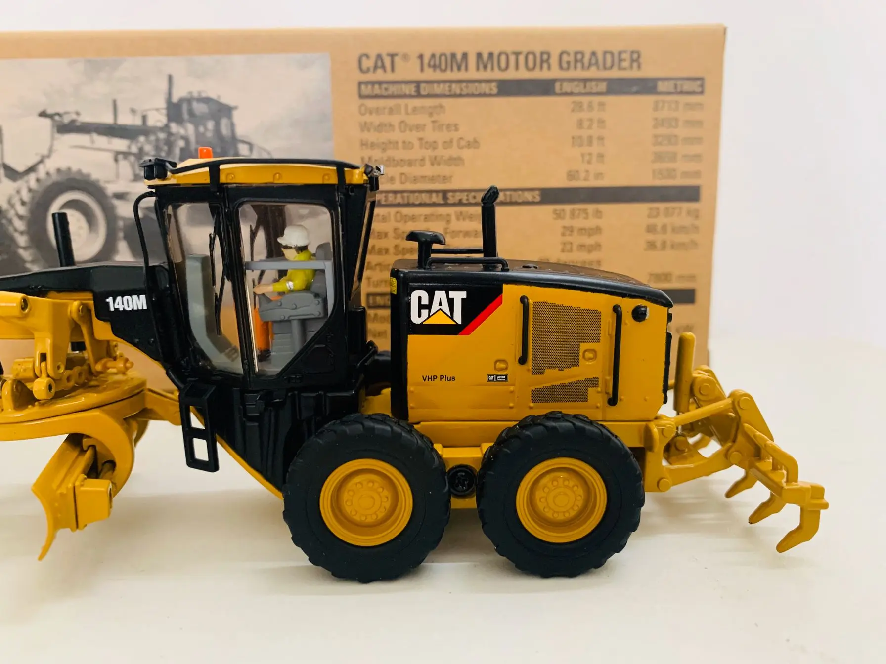 Dm 140M Motor Grader 1:50 Schaal Metaal Door Diecast Masters 85236c Verzamelmodel Nieuw In Doos