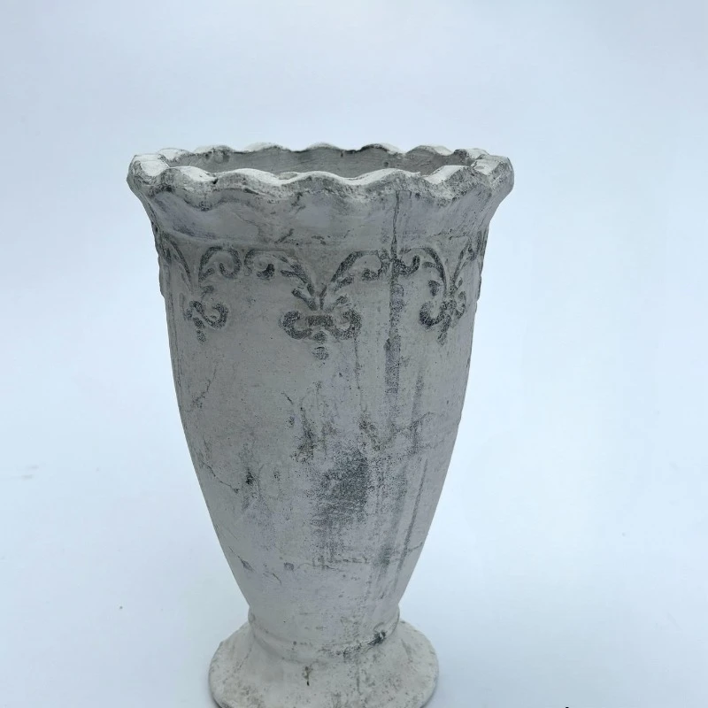 Handmade coarse pottery red pottery trophy flower pot natural old retro style green plants