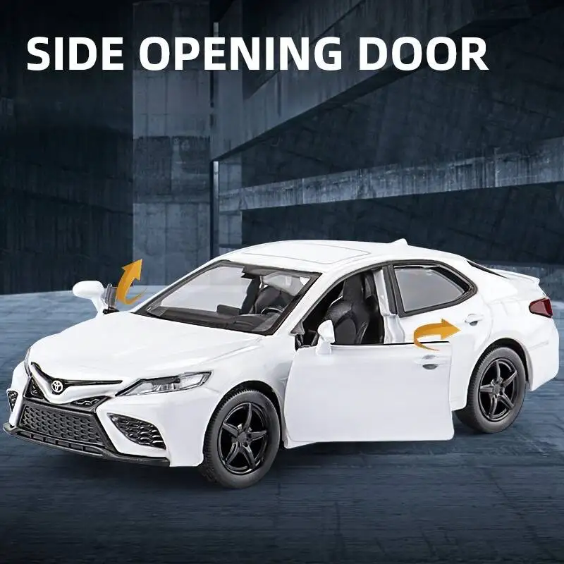 Toyota Camry XSE Tirare indietro e porte aperte Simulazione Diecast e veicoli giocattolo RMZ città 1:36 Modello di auto in lega Regali per i bambini