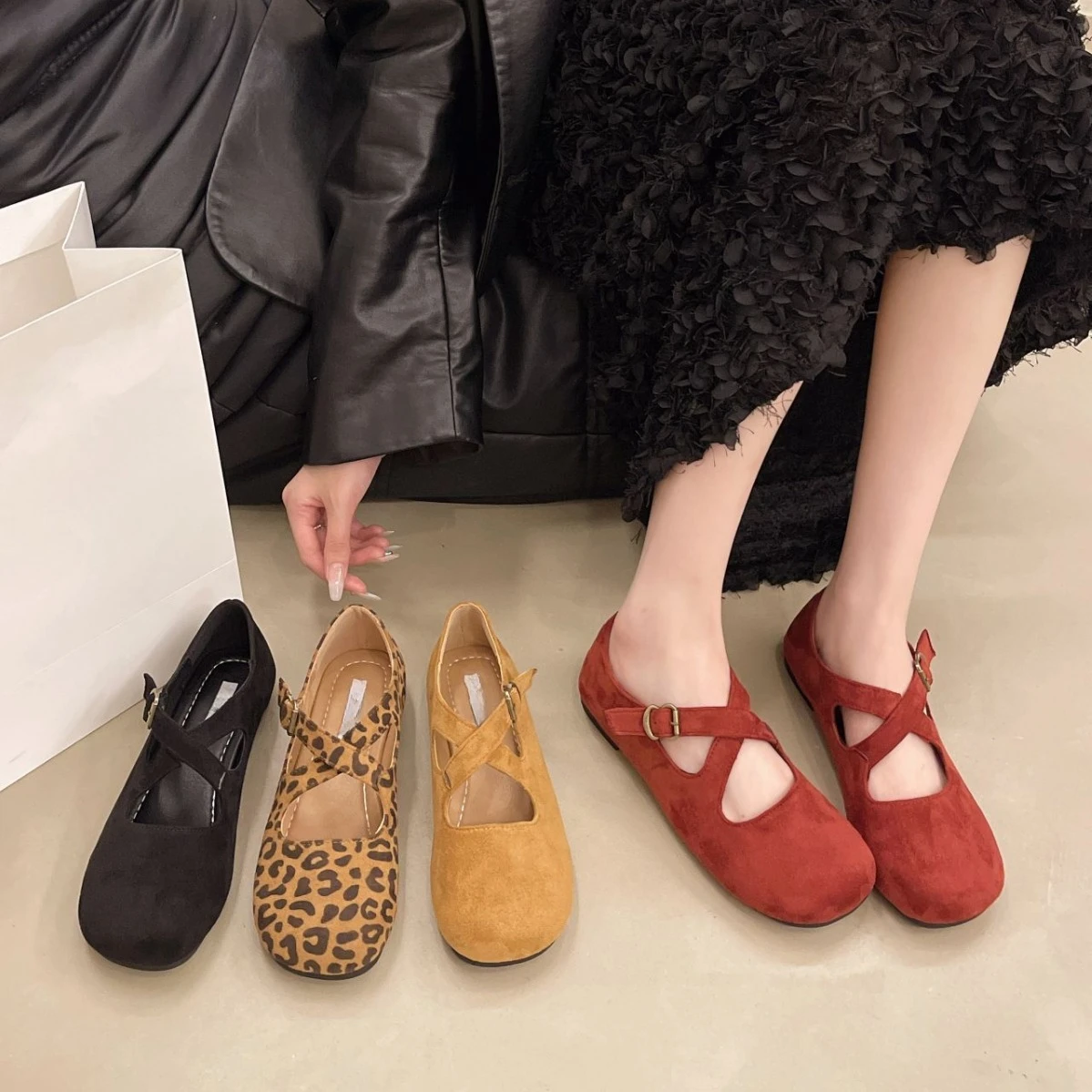 2025 Spring and Summer New Gentle Retro Soft Flat Shallow Mouth Mary Jane Single Shoes Women