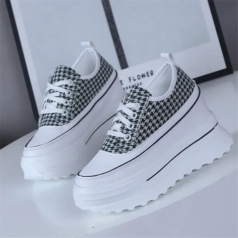 2024  New 9CM Heels Wedge Canvas Shoes Woman High Platform Sneakers Vulcanized Shoes Hidden Heel Height Increasing Casual Shoes