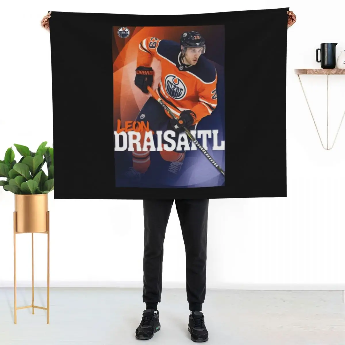 

Leon Draisaitl Throw Blanket Soft Sherpa Fleece Warm Blanket for Winter