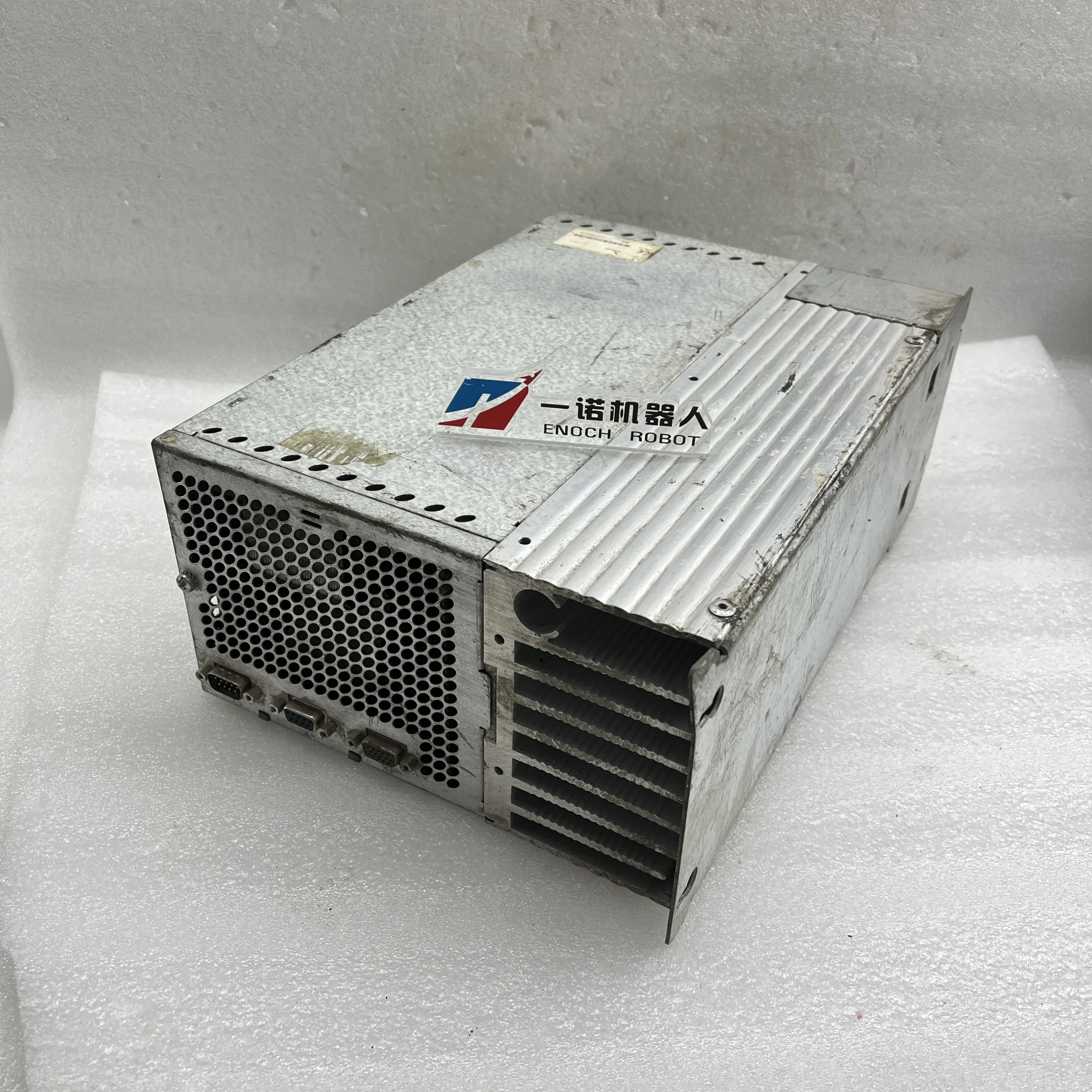 Servoazionamento CDD34.017.W2.1.PC1 di seconda mano testato al 100% e funzionante normalmente CDD34.017.W2.1.PC1