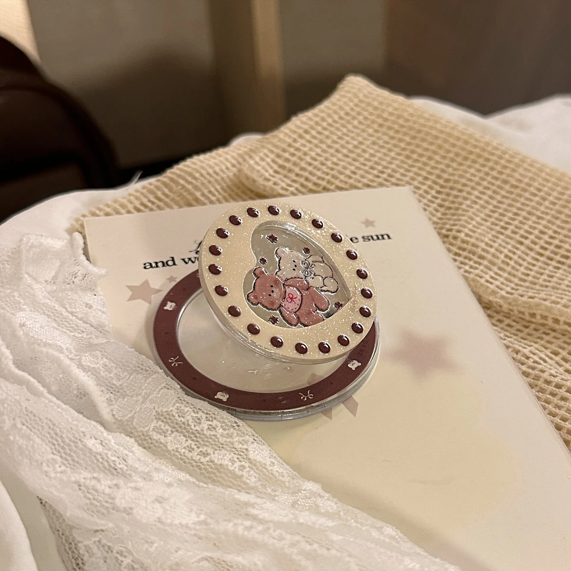 Retro Teddy Bear Magnetic Phone Grip Holder Cute Animal Foldable Airbag Bracket Stand Anti-Slip Finger Socket Cell Phone Decor