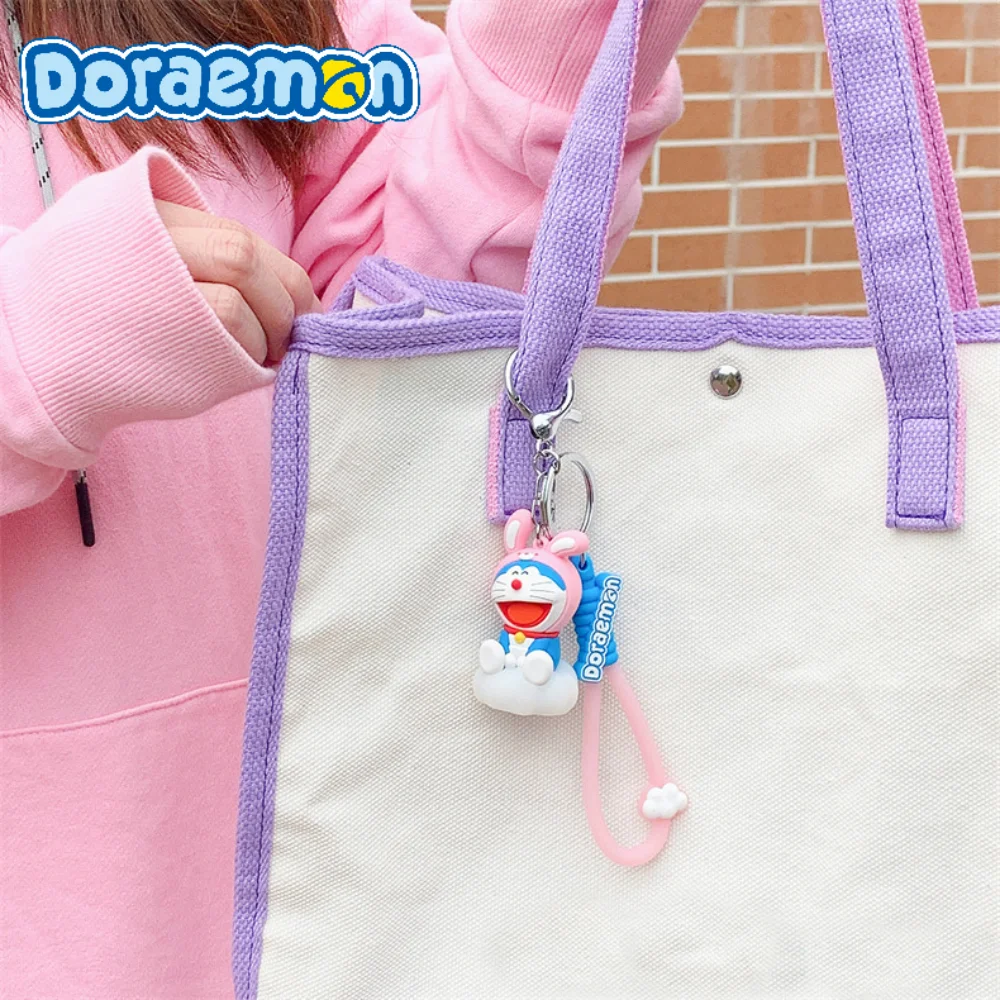 Kawaii พวงกุญแจ Doraemon LED Light อะนิเมะการ์ตูนโคมไฟกระเป๋านักเรียนกระเป๋าตกแต่งของขวัญวันเกิดคริสต์มาสสําหรับเด็ก