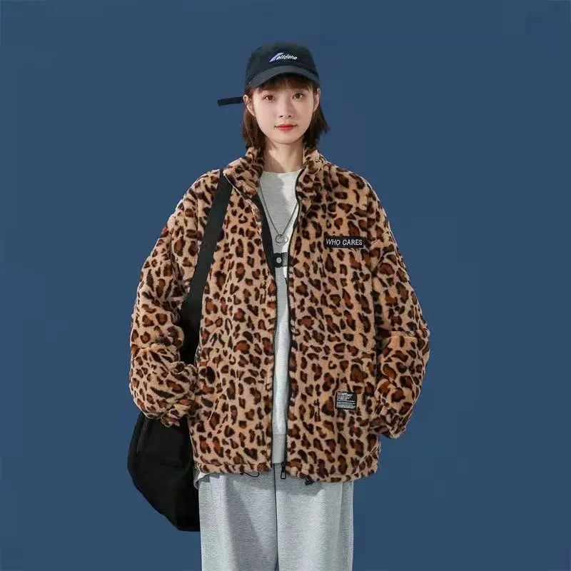 Abrigo holgado de invierno con relleno de algodón para hombre, chaqueta acolchada de algodón con estampado de leopardo para pareja de pelo de conejo de imitación de felpa de cordero, tendencia.