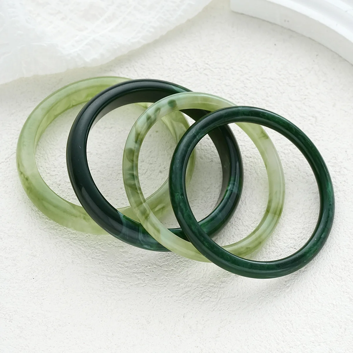 KMVEXO 4Pcs/Set Green Fashion Resin Bangle Set for Women Jewelry Korean Cuff Bangles Bracelets Charms Designer Round New Gifts ﻿