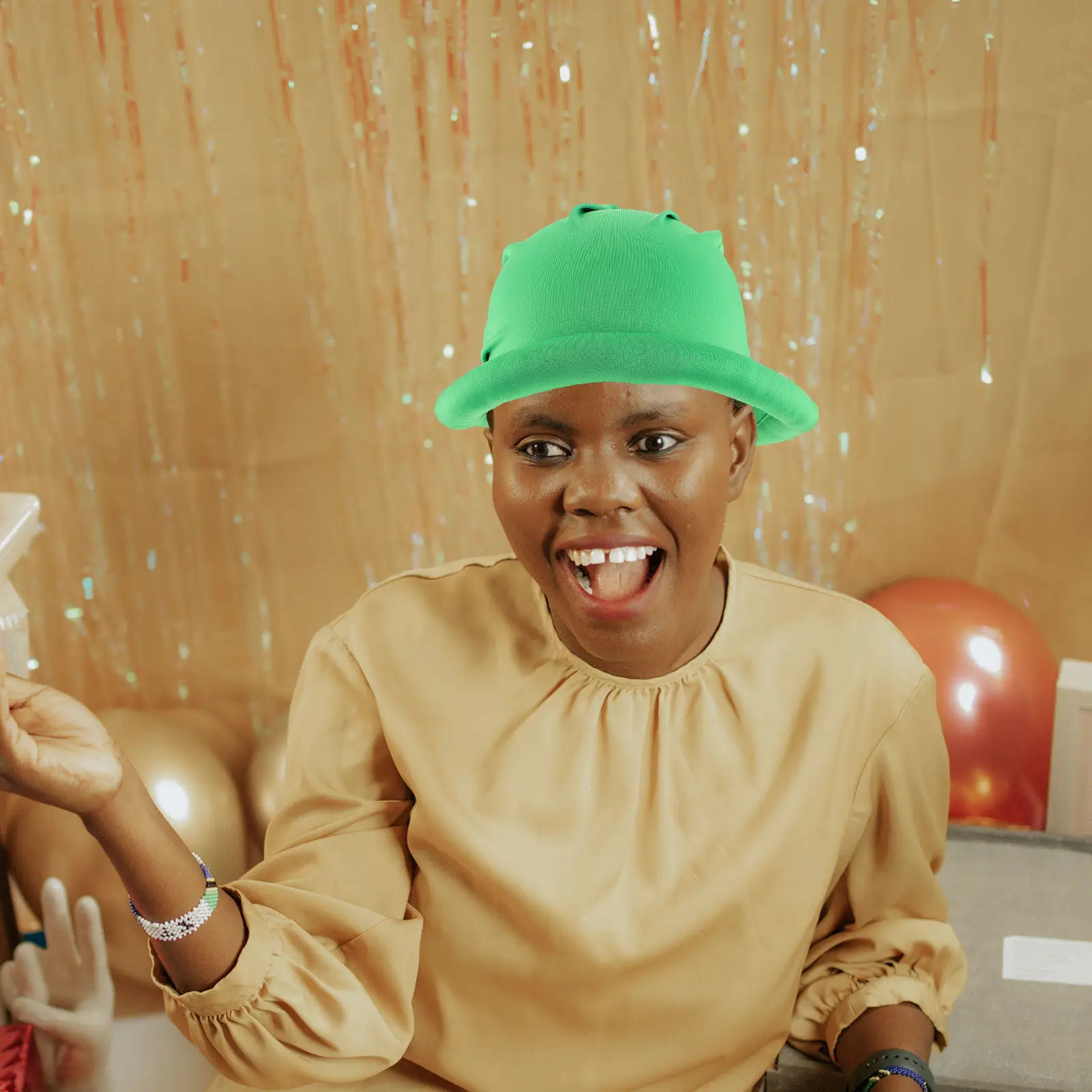 

4 штуки праздничных шляпок-гномов на Хэллоуин, аксессуары для костюмов для взрослых, яркий реквизит для фотосессий, сказочные.