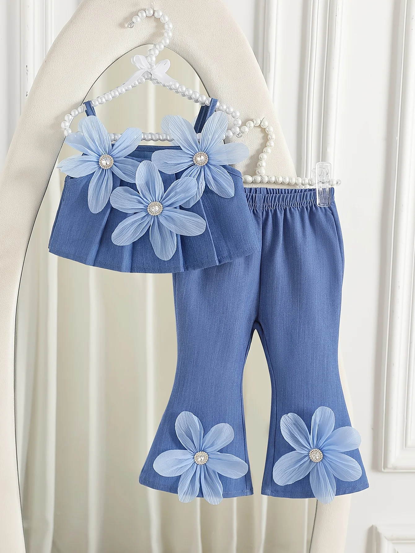 

Baby Girl 2Pcs Outfit 3D Flower Sleeveless Top + Flare Pants Ideal Valentine's Day or Birthday Present