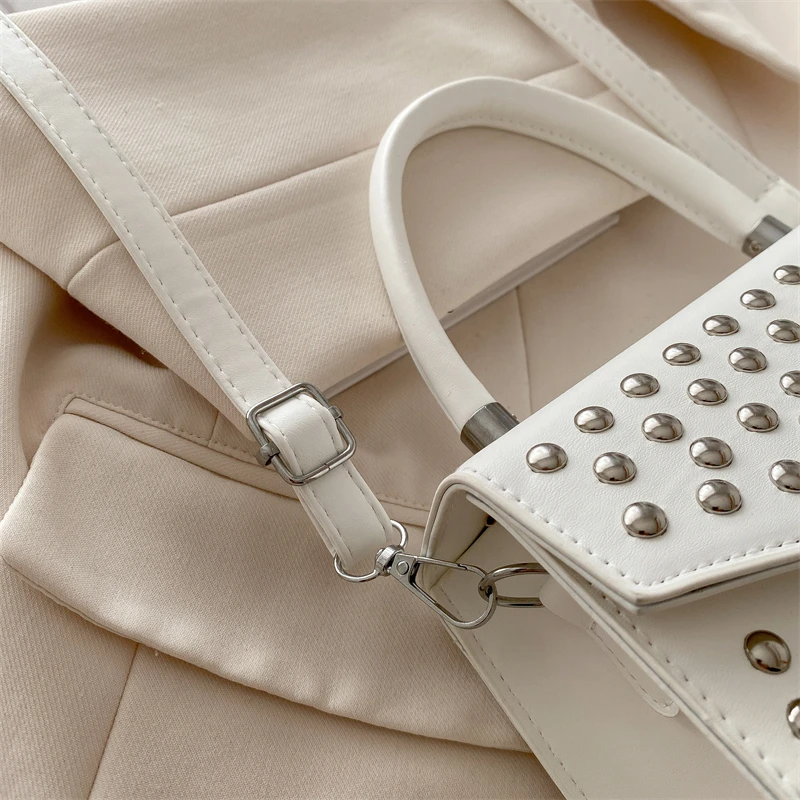 Designer Nieten Umhängetasche mit kurzem Griff Handtasche Mode Mini kleine Handytasche Geldbörse solide Pu-Leder Damen Umhängetaschen – Detail 31