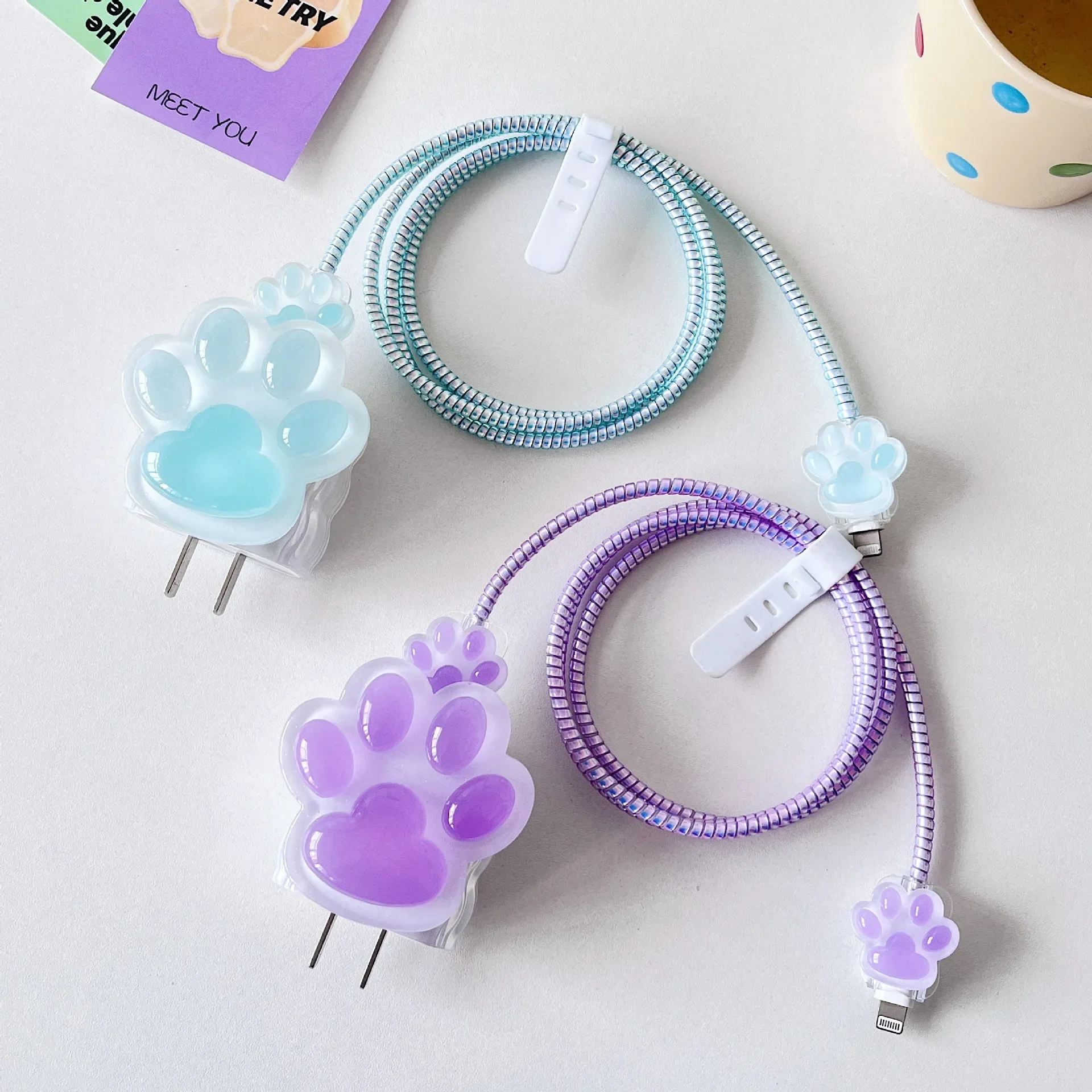 Charger Cable Protector for iphone 15 14 13 12 18/20W Original Charger Protection Cover Cute Cat Paw Data Line Winder Protective