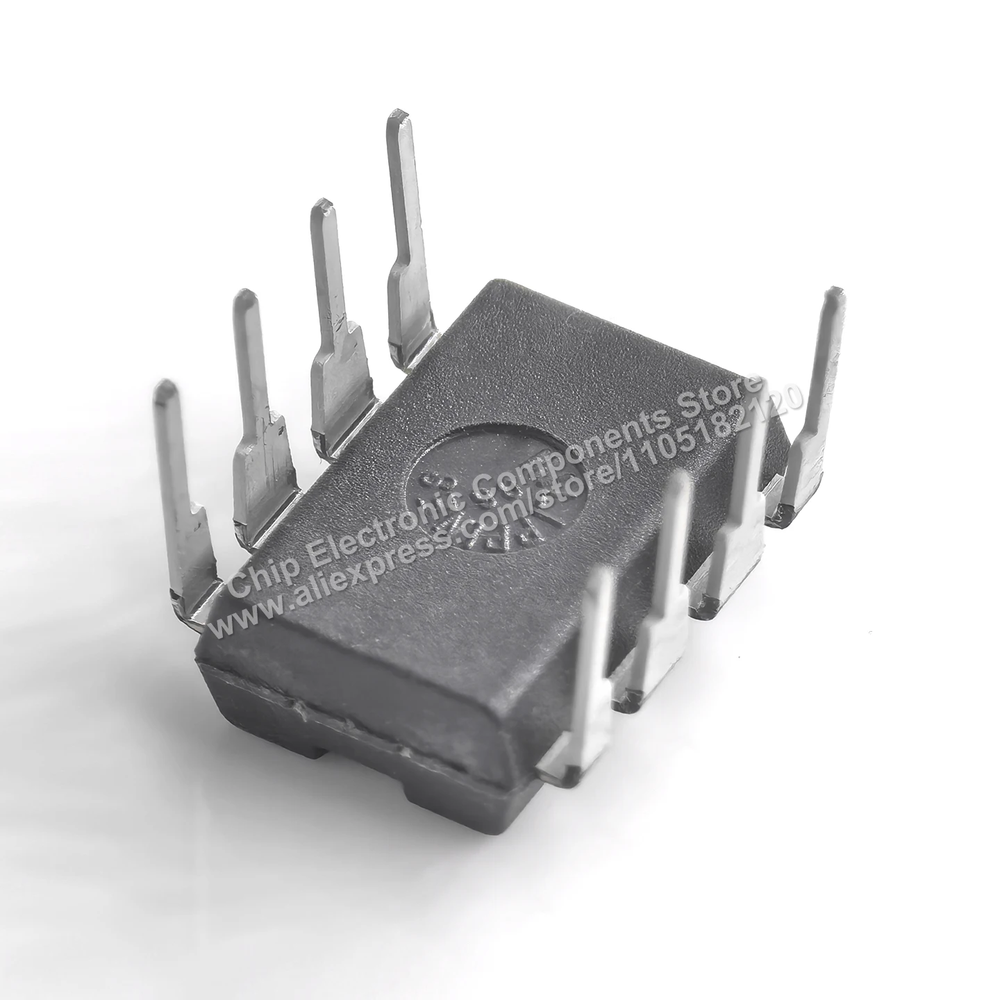 Original IC H606125 H6061258P 3V self-resetting watchdog chip, DIP-8 package