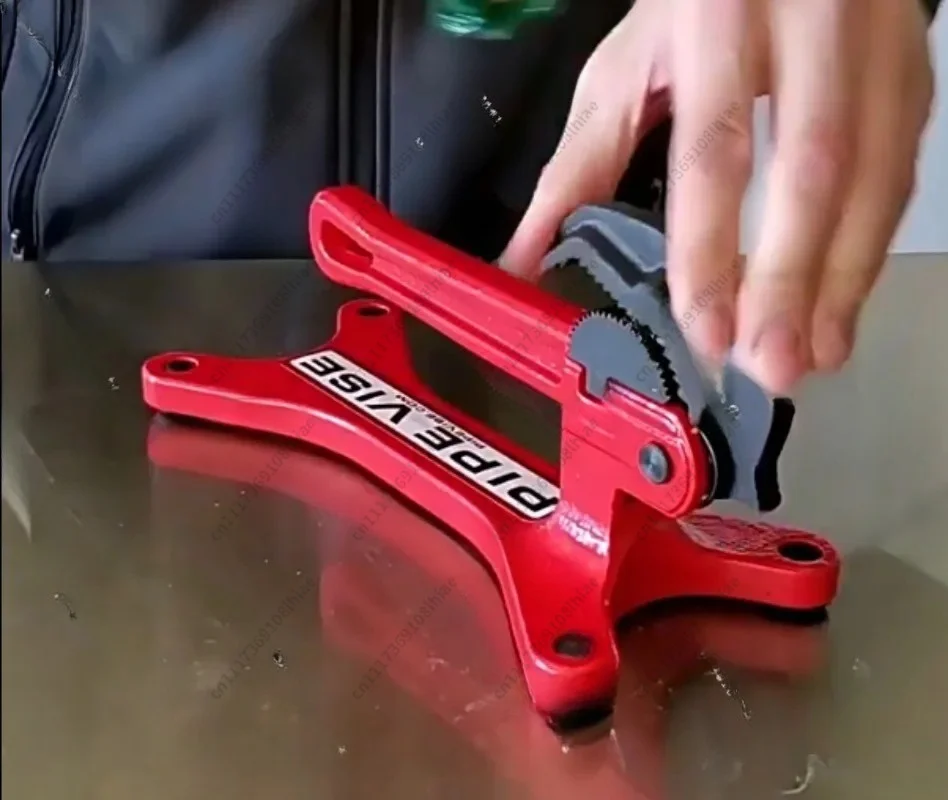 Portable Pipe Welding Clamp Tool, Seat Type Pipe Wrench Aligner Jointer for Plumbing & Pipe Fitting