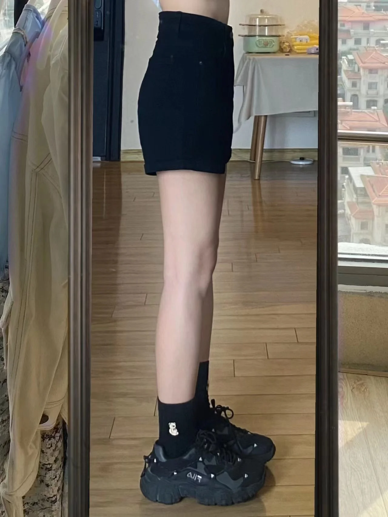 شورت جينز نسائي صيفي عالي الخصر، مرن ونحيف بتصميم A-Line، يغطي الورك، على الطراز الأمريكي