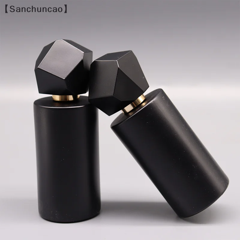 50ml Black Gold Polyhedral Cover Refillable Thick Glass Spray Perfume Bottle Empty Atomizer Bottle Makeup Cosmetic Container