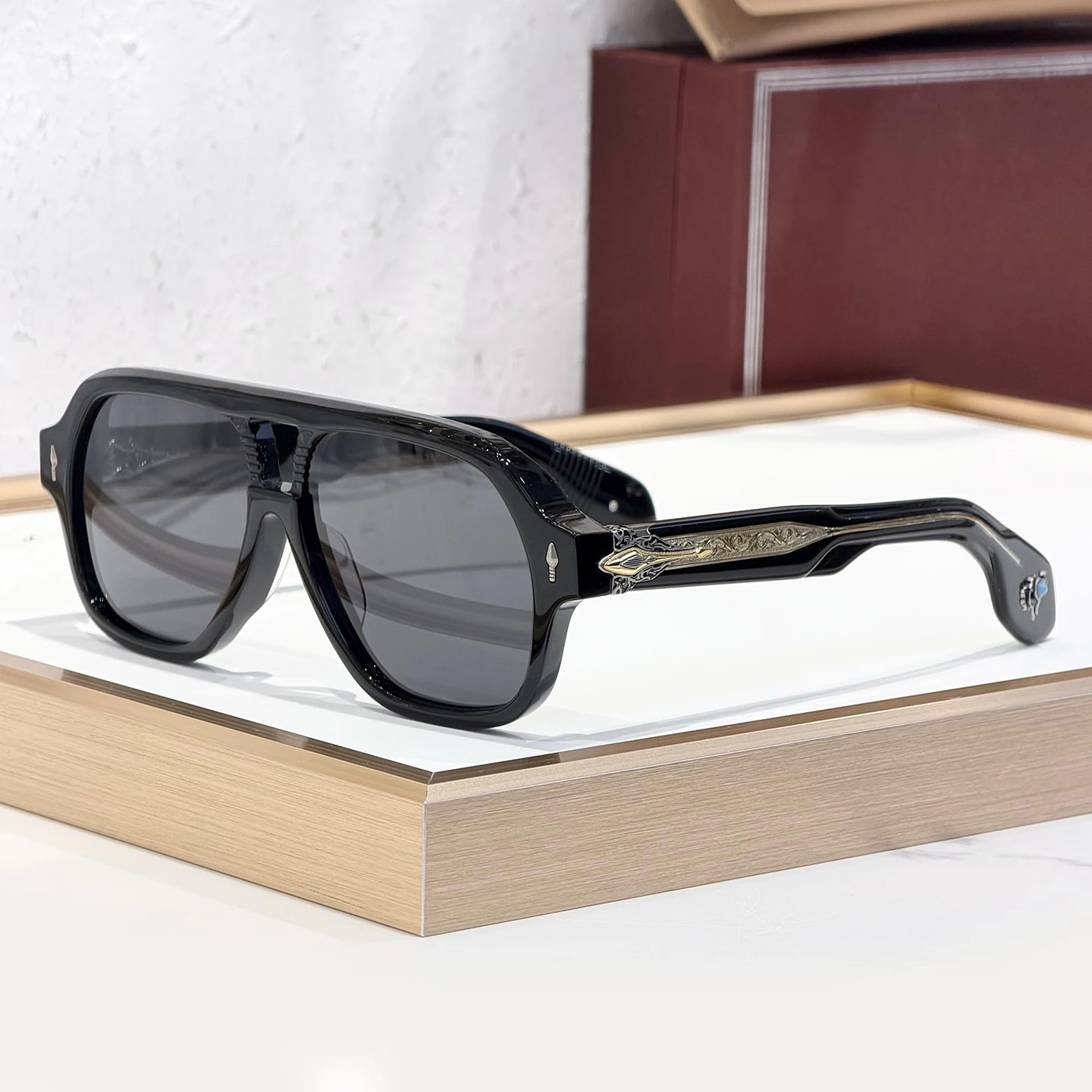 نظارات شمسية برتقالية مربعة مصنوعة يدويًا يابانية فاخرة من WILDORSE للرجال نظارات شمسية للحفلات الواقية من الشمس في الهواء الطلق للنساء بأنماط معدنية