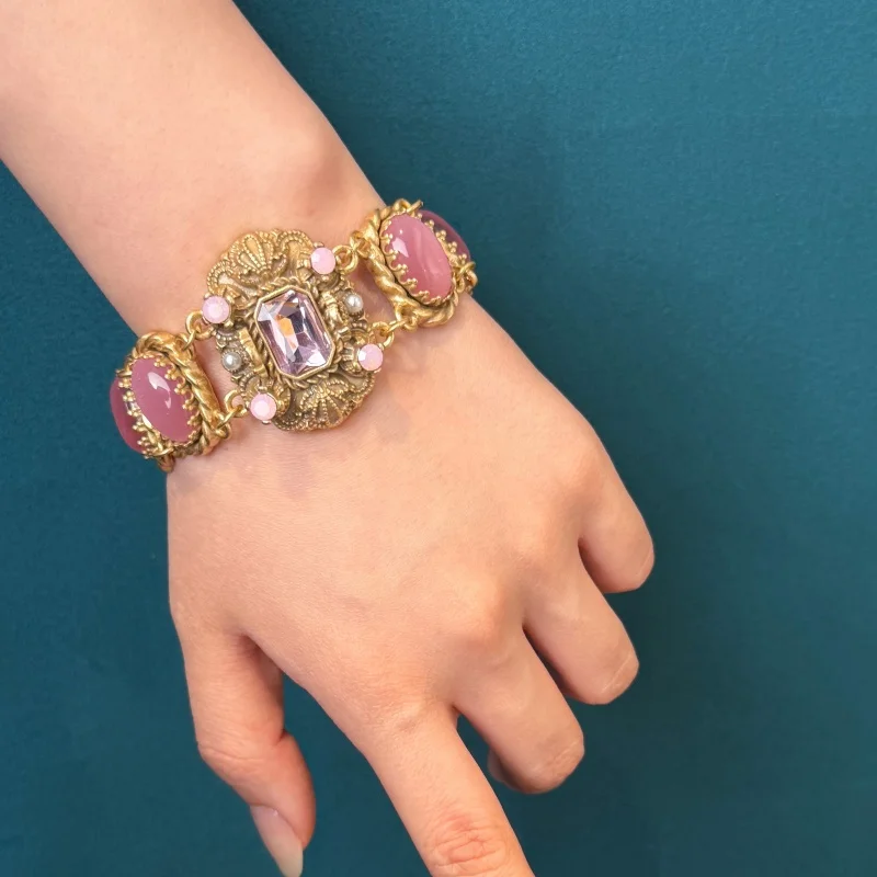 Antique Jewelry Oval Princess Pink Opal Love Charm Bracelet for Women Cat Eye Palace Vintage Square Crystal Bangle New Arrival