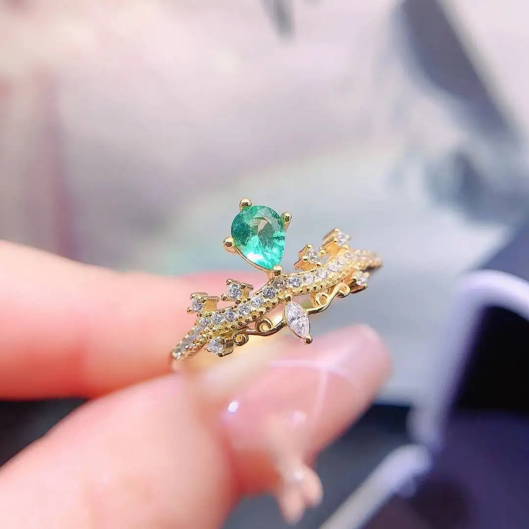 KJJEAXCMY New Jewelry Natural Women's Emerald Ring 925 silver inlay Colorful and splendid High clarity supports detection