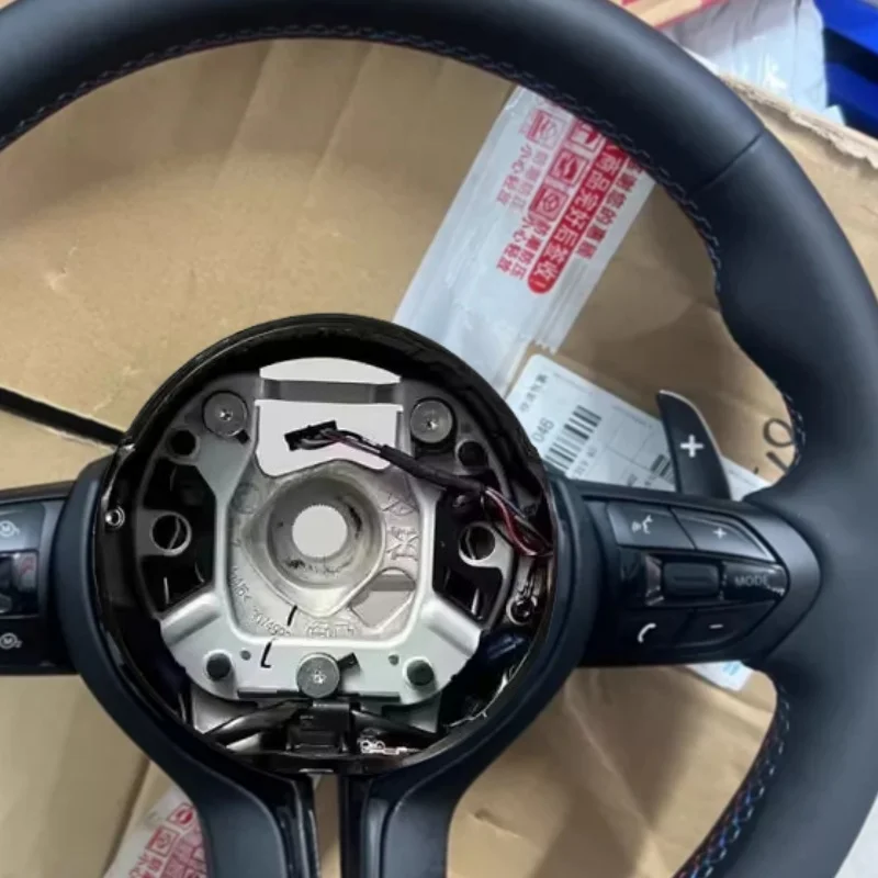 Customized Leather Car Steering Wheel For BMW F10 F20 F22 F30 F31 F32 M2 F87 M3 F80 M4 F82 F85 F90 F15 E70 E90 Steering Wheel