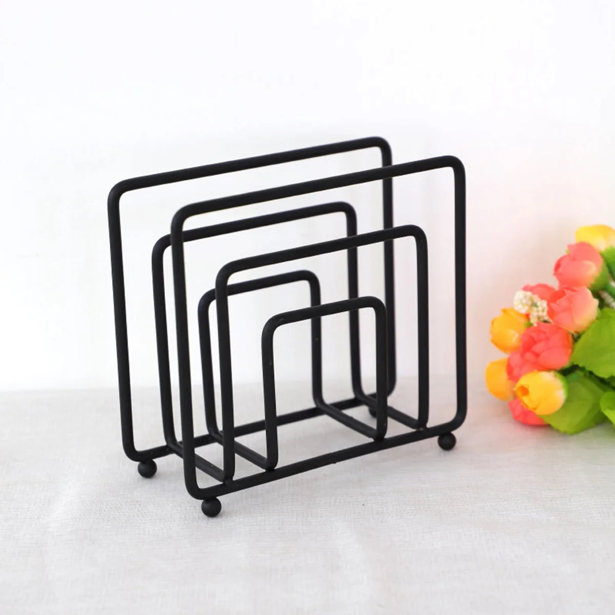 Napkin Holder for Table Freestanding Napkin Holder Dispenser Minimalist Paper Napkin Holder Iron Napkin Dispenser Reusable Table