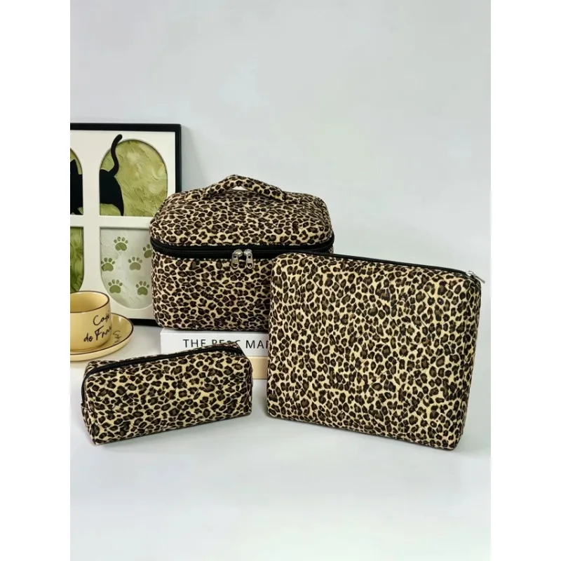nova-e-requintada-bolsa-de-maquiagem-em-couro-com-estampa-de-leopardo-bolsa-de-armazenamento-pequena-e-portatil-de-grande-capacidade-necessaire