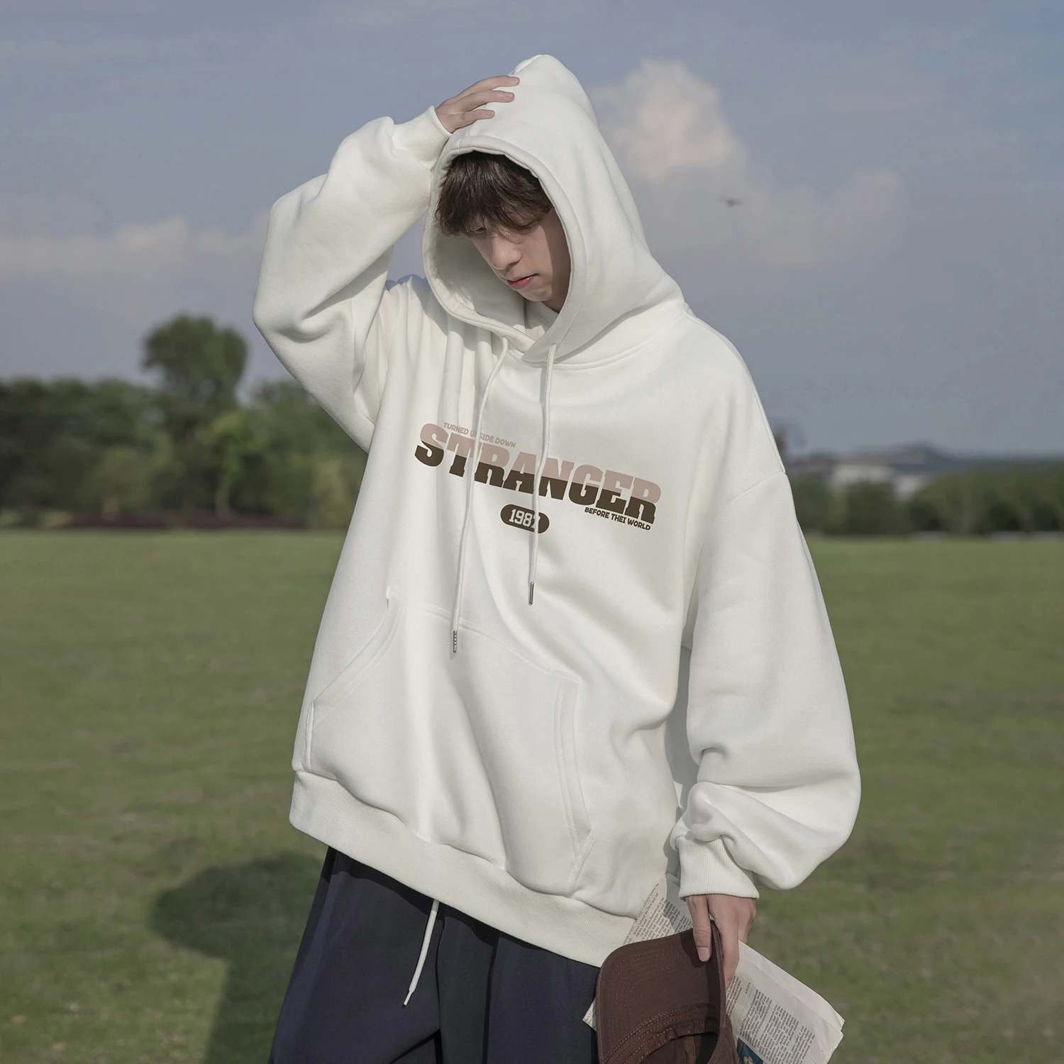 

Thiened Fce Hoodie Sweatirt for Teens Autumn New Sle American Heavyweight Hooded Jaet Warm Casual Loose Fit Sweats...