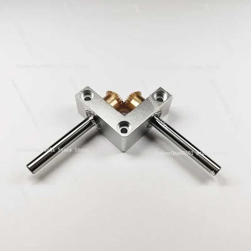 90 Degree Right Angle Gearbox 1 1 Ratio Bevel Gear Reducer for 4mm 5mm Shaft RC Car Robot Model DIY Transmission -LBW001
