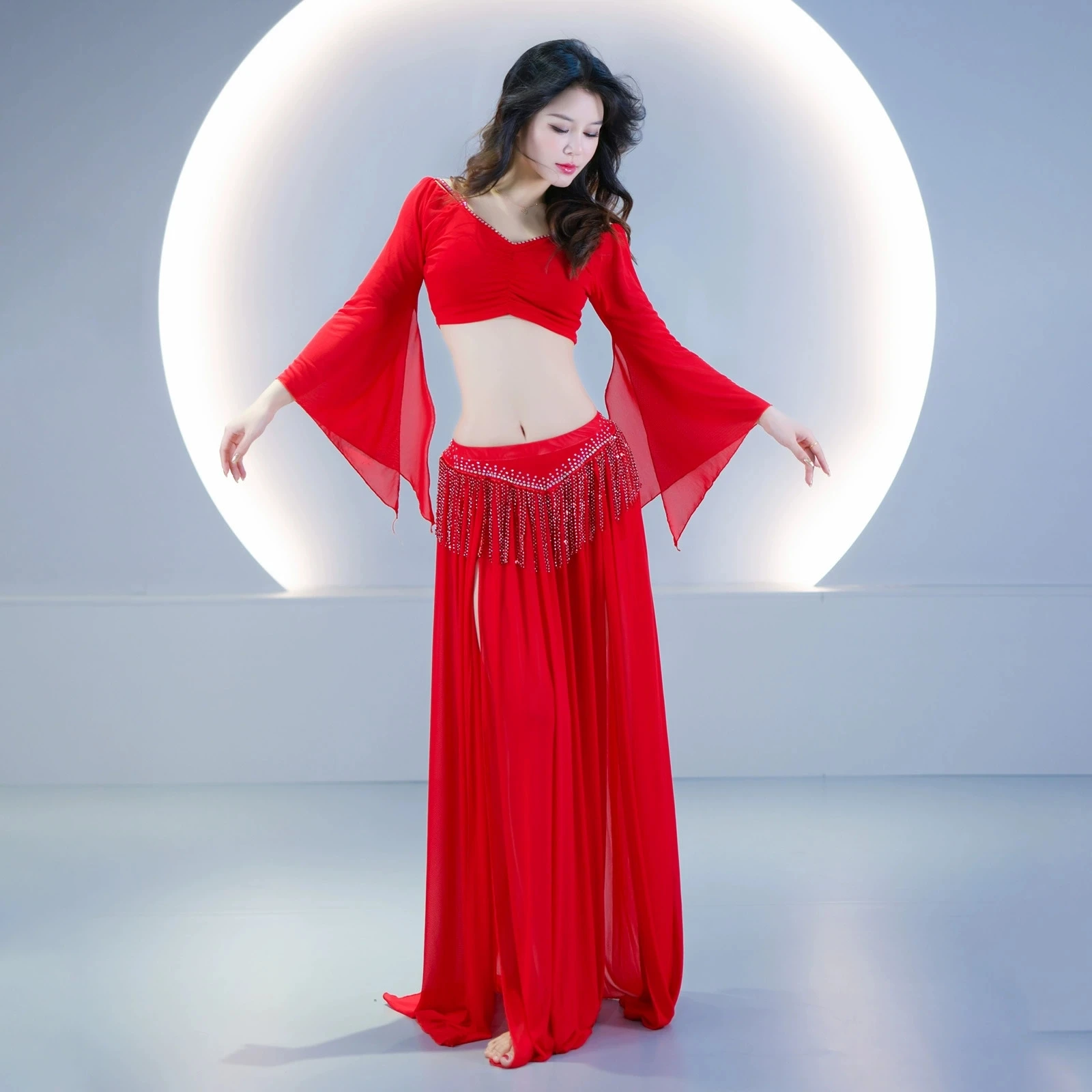 Abiti dimagranti per la pratica della danza del ventre Donne lezioni di danza orientale Indossare gonna con nappe con paillettes Top 2 pezzi