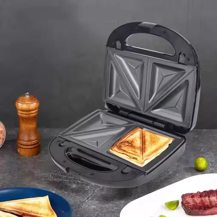 

6 in 1 Electric Non-stick Removable Grill 2 Pieces Snack Mini Waffle Maker Professional Sandwich Panini Machine