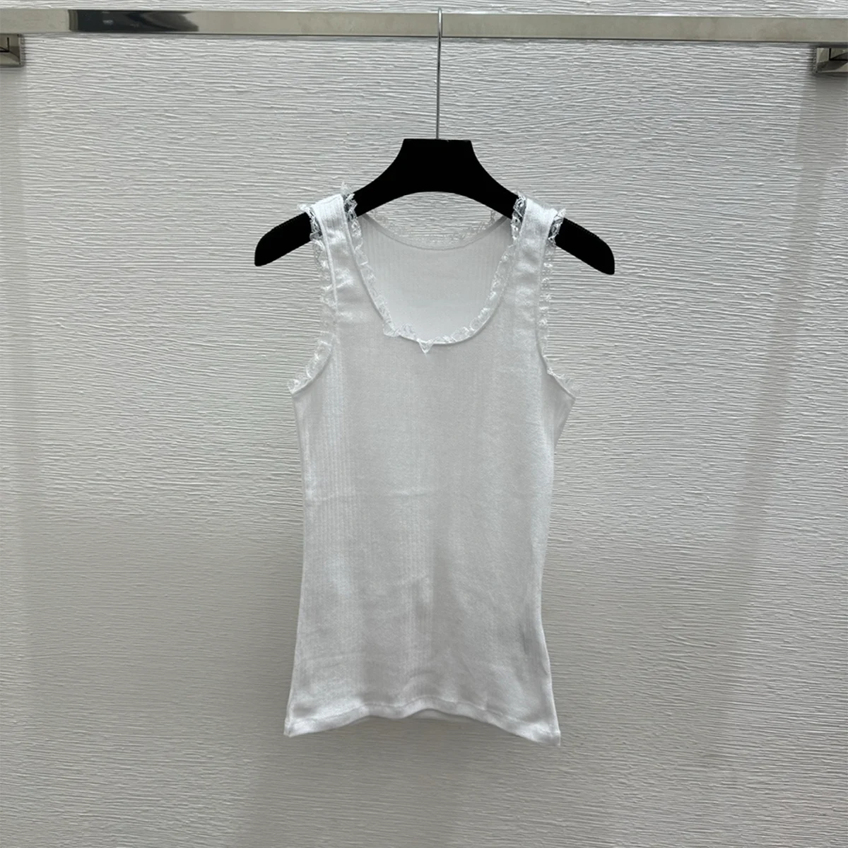 2026 High quality new women's clothing white lace lace lace groove knitted camisole vest--hb731