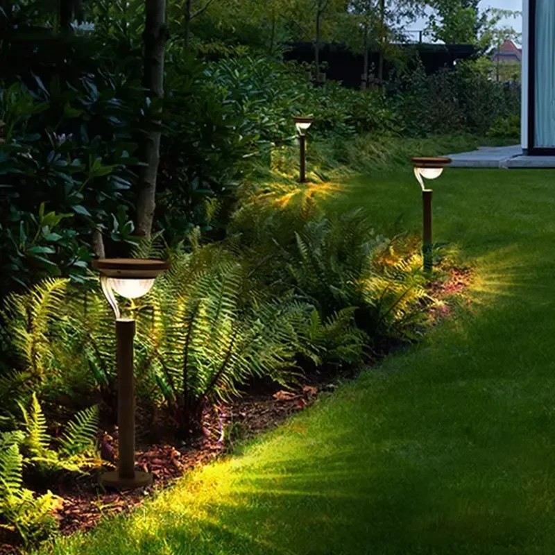 Wholesale LED Solar Outdoor Lawn Light IP65 Waterproof with Light Sensor, 5 Year Warranty
