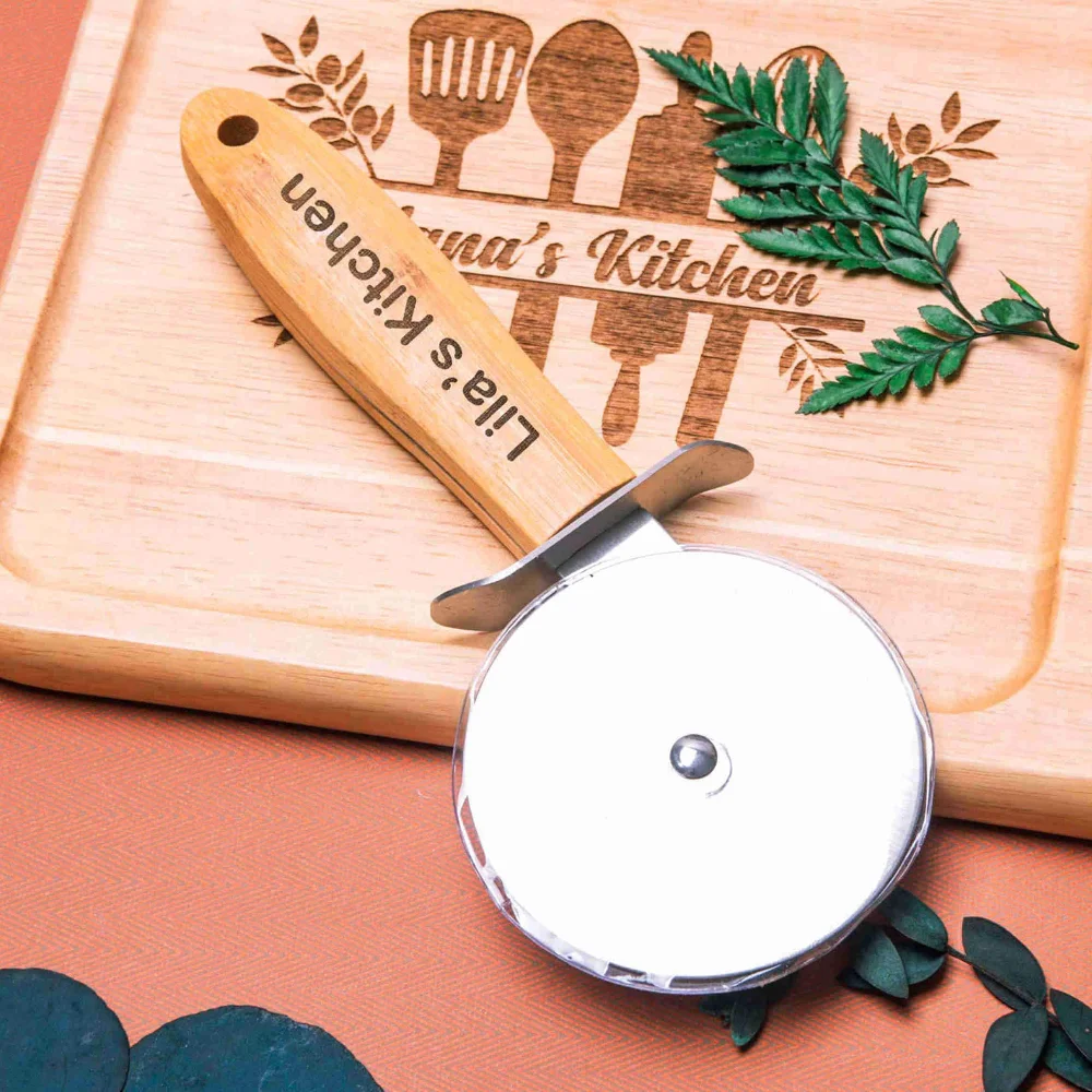 Personalized Pizza Cutter Wheel Wedding Party Favors Custom Housewarming Birthday Party Gift Baby Shower Chef Gift Kitchen Pizza