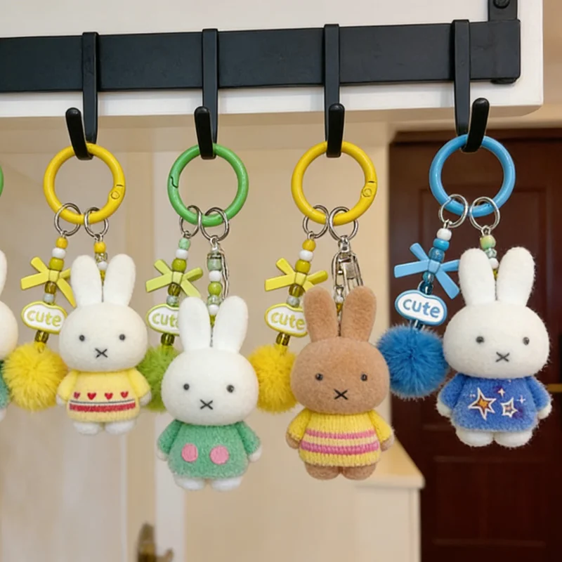 Miffy Niedlicher Kreativer Modischer Plüsch-Schlüsselanhänger Tragbarer Dekorativer Hasen-Anhänger Anime-Taschenanhänger Kawaii Geeignet für Männer und Frauen Geschenke