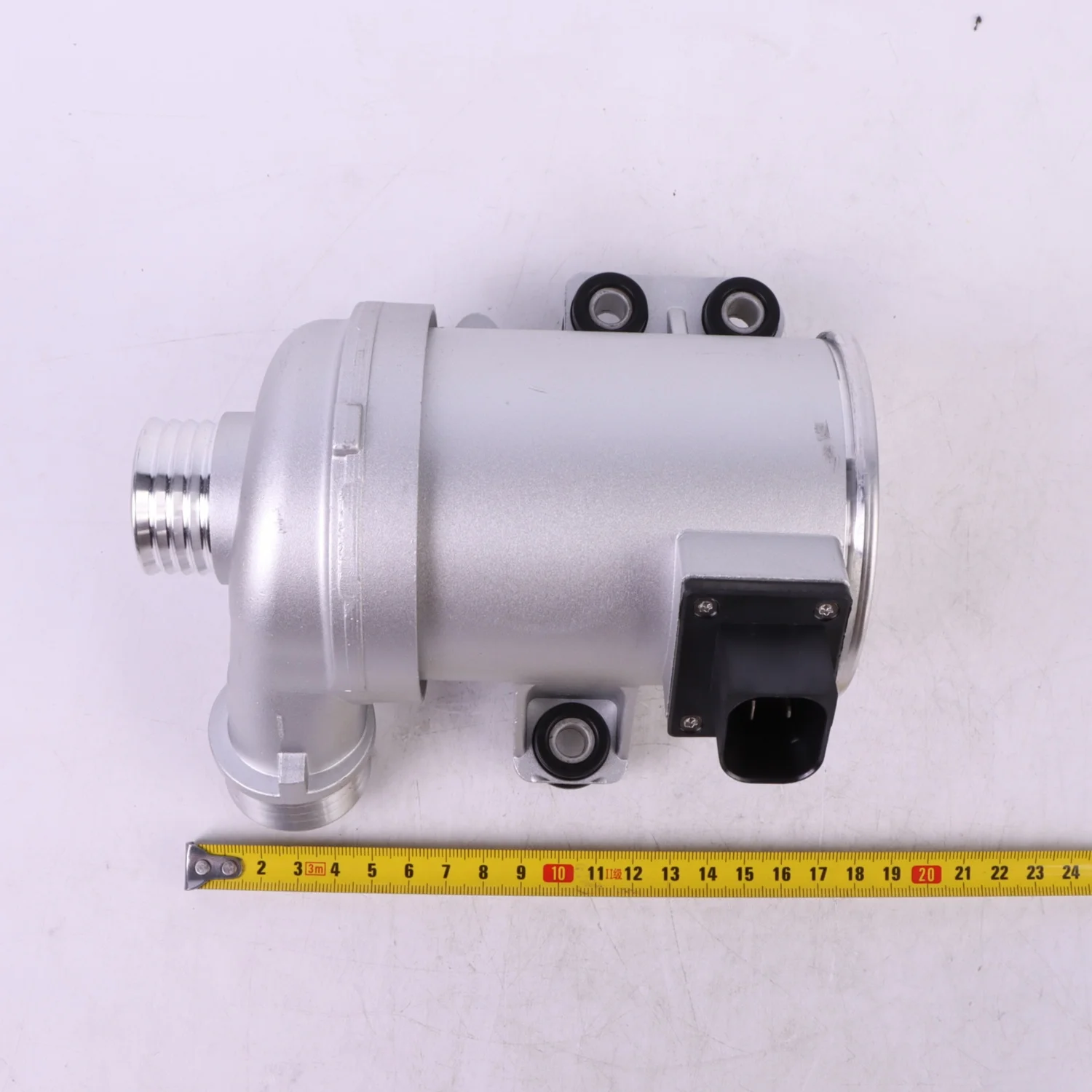 مضخة مياه تبريد المحرك الكهربائي 11518635089 11517604027 11518625097 مناسبة لسيارات BMW N20B20D F80 528I 228I F11 F10 F26 X1 X3 X4 #1