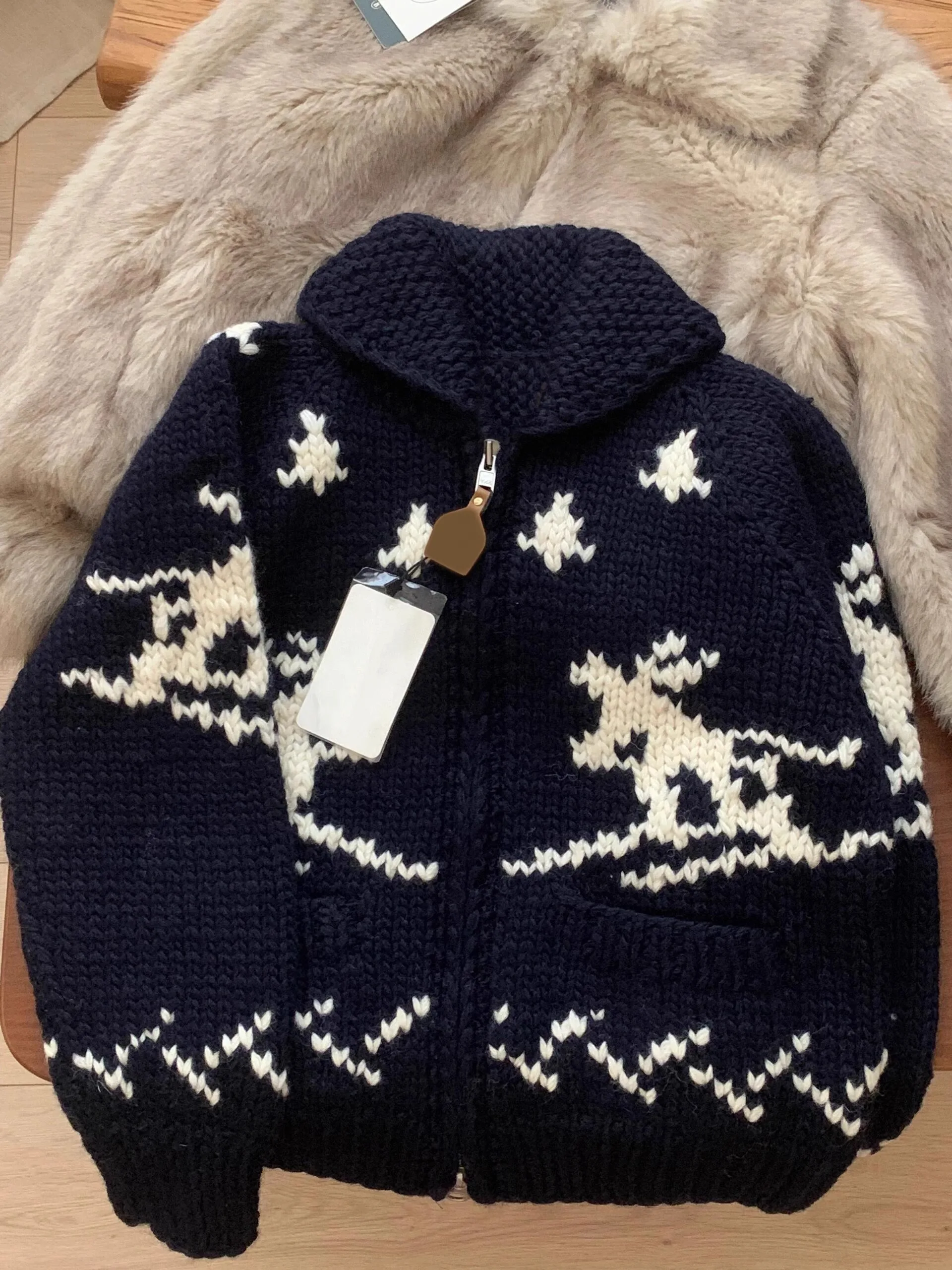 

Premium Loose Knitted Cardigan Sweater Women's Inner Wear Slimming k Blue Spring Autumn Season Faionable Aosphere Top