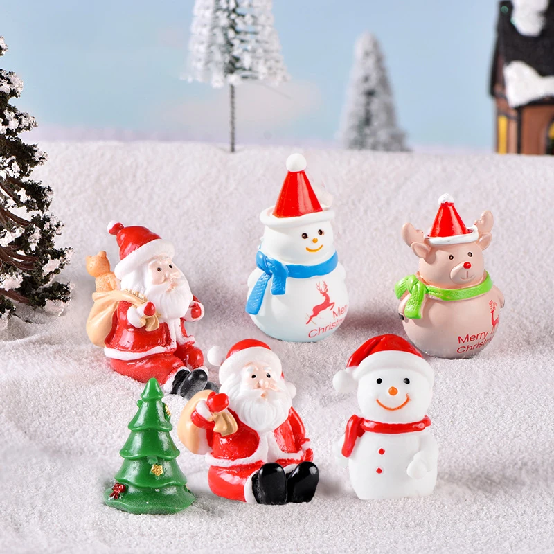 Mini Resin Christmas Ornament Cartoon Christmas Santa Claus Miniature Figurine Xmas Office Desktop Decorations Micro Landscape